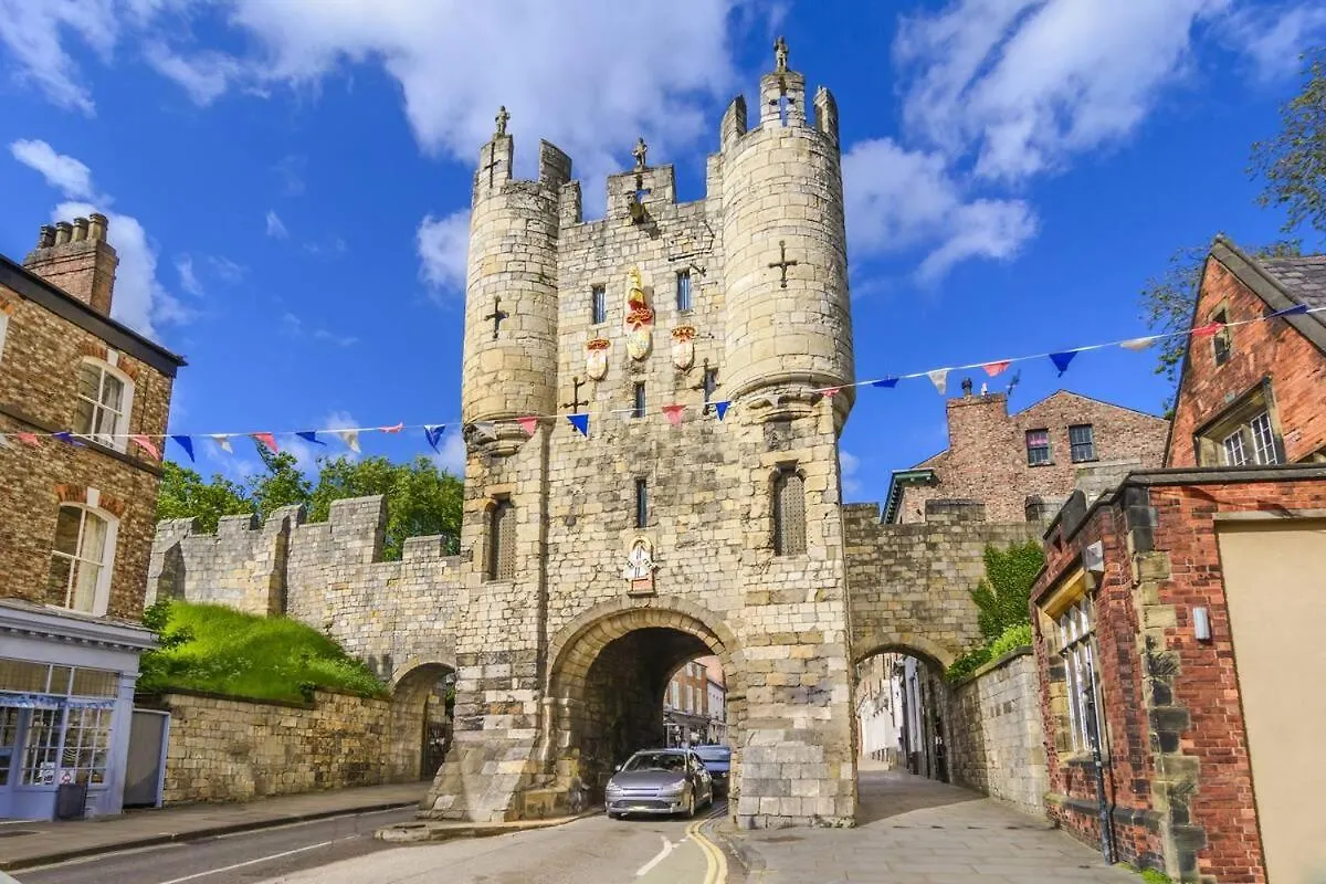 Stylish Modern Flat With Parking - Pass The Keys Apartamento York 0*,