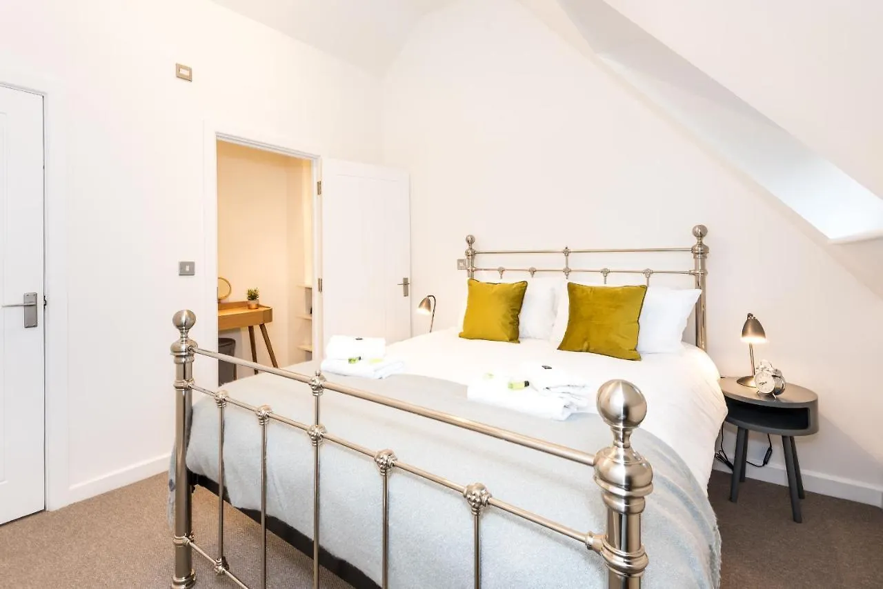 Stylish Modern Flat With Parking - Pass The Keys Apartamento York 0*,